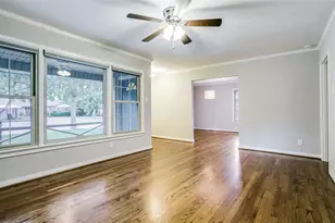 9210 San Fernando Way, Dallas, TX 75218 - Photo 4