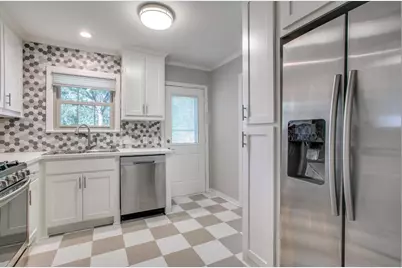 9210 San Fernando Way, Dallas, TX 75218 - Photo 8