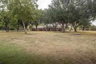 1850 Rock Ridge Rd, Lucas, TX 75002 - Photo 2