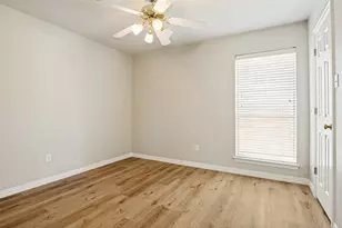 1708 Meadow Crest Ln, Mansfield, TX 76063 - Photo 10