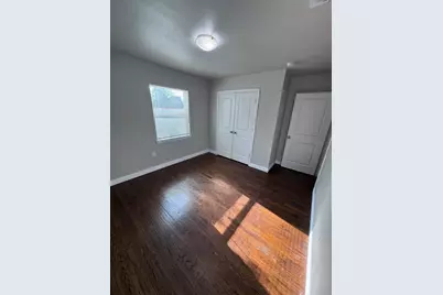 514 NE 4th Street, Grand Prairie, TX 75050 - Photo 18
