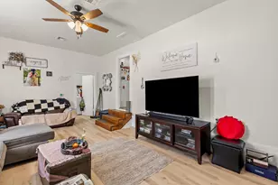 413 S Tyler St, McGregor, TX 76657 - Photo 24