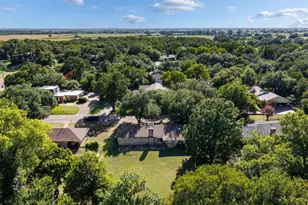 708 Fonville Dr, Marlin, TX 76661 - Photo 2