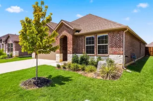 9809 Gooseneck Dr, Aubrey, TX 76227 - Photo 2