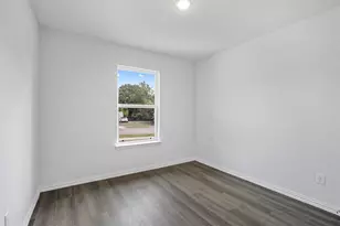 406 E Munson St, Denison, TX 75021 - Photo 8
