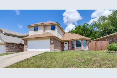 4220 Canyon Trail, Lake Worth, TX 76135 - Photo 2