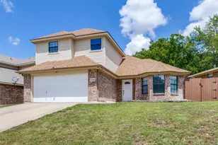4220 Canyon Trail, Lake Worth, TX 76135 - Photo 2