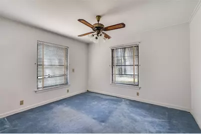 1125 N Riverside Drive, Fort Worth, TX 76111 - Photo 8
