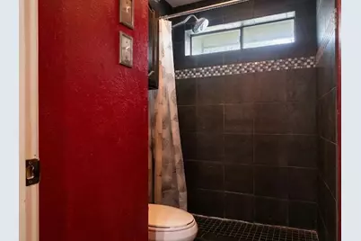 2405 Country Valley Road, Garland, TX 75041 - Photo 16