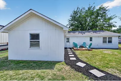 1624 E Lake Drive, Weatherford, TX 76087 - Photo 8