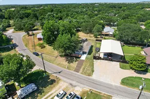 1624 E Lake Dr, Weatherford, TX 76087 - Photo 12