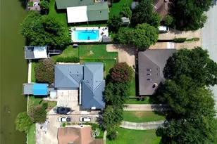 241 Timberlake Dr, Azle, TX 76020 - Photo 32