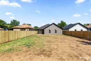 1105 Monroe St, Wichita Falls, TX 76309 - Photo 30
