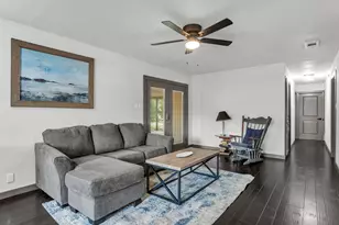 611 Cain St, Lake Dallas, TX 75065 - Photo 12