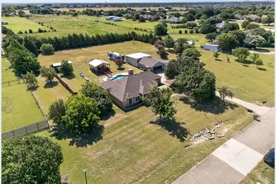 7851 Mavis Avenue, Waxahachie, TX 75167 - Photo 34