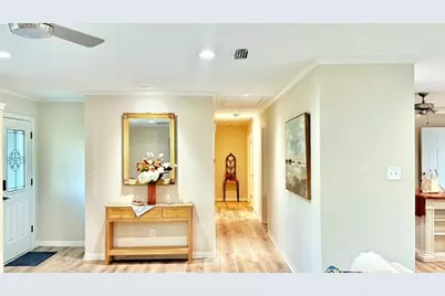 2432 Skyline Drive, Waco, TX 76710 - Photo 2