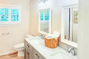 2432 Skyline Dr, Waco, TX 76710 - Photo 10