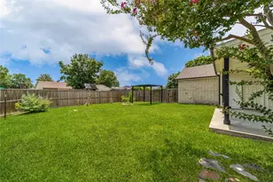 8306 Chesham Dr, Rowlett, TX 75088 - Photo 32