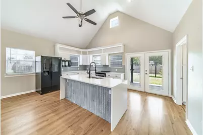 8306 Chesham Drive, Rowlett, TX 75088 - Photo 8