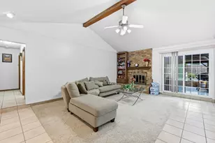 7713 Briarridge Ct, North Richland Hills, TX 76182 - Photo 6
