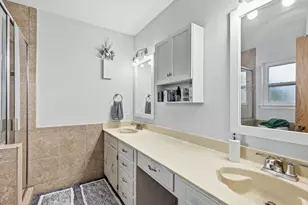 7713 Briarridge Ct, North Richland Hills, TX 76182 - Photo 12
