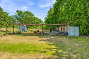 1407 Co Rd 3838, Bridgeport, TX 76426 - Photo 22