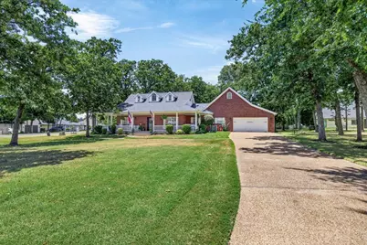 233 Saint Andrews Drive E, Mabank, TX 75156 - Photo 8