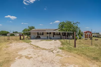3704 Berry Springs Court, Joshua, TX 76058 - Photo 4