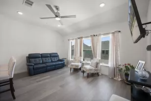 5243 Legacy St, Haltom City, TX 76117 - Photo 8