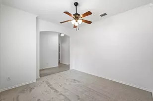 6013 Goldenrod Dr, Denton, TX 76208 - Photo 2