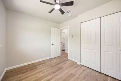 4577 Silversprings Drive, Dallas, TX 75211 - Photo 24