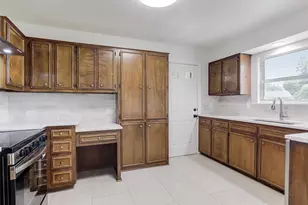 1502 Resistol Rd, Garland, TX 75042 - Photo 4