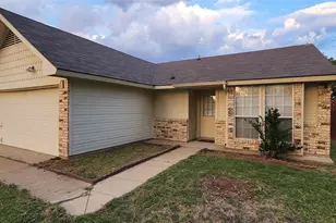 200 Seagull Ct, Irving, TX 75060 - Photo 2