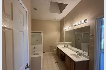 1338 Overlook Drive, Lewisville, TX 75067 - Photo 18