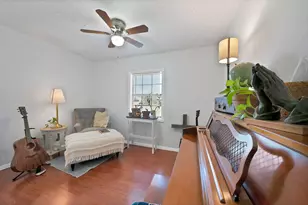 9519 County View Rd, Dallas, TX 75249 - Photo 12
