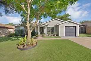 9519 County View Rd, Dallas, TX 75249 - Photo 2
