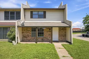 1828 Ridgeview Plaza, Mesquite, TX 75149 - Photo 1