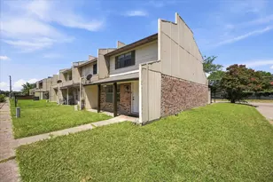 1828 Ridgeview Plaza, Mesquite, TX 75149 - Photo 2