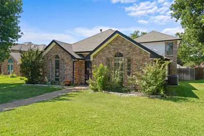1220 Dentonshire Drive, Carrollton, TX 75007 - Photo 4