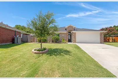 2054 Lake Pointe Drive, Little Elm, TX 75068 - Photo 1