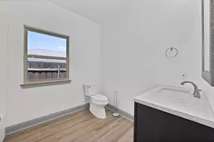 925 Balkan Dr, Lancaster, TX 75134 - Photo 20