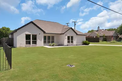 925 Balkan Drive, Lancaster, TX 75134 - Photo 2