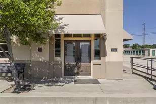 118 N Main St, Palmer, TX 75152 - Photo 2