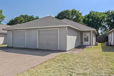2720 James Road, Granbury, TX 76049 - Photo 26