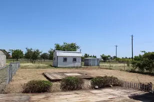 9732 Meadow Ranch Rd, Dish, TX 76247 - Photo 14
