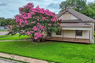 400 S Broad St, Saint Jo, TX 76265 - Photo 16
