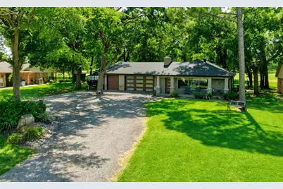 1118 Kiowa Drive W, Gainesville, TX 76240 - Photo 1