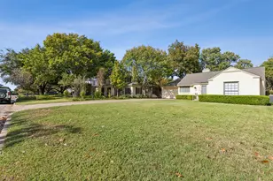 3726 Westcliff Rd S, Fort Worth, TX 76109 - Photo 4