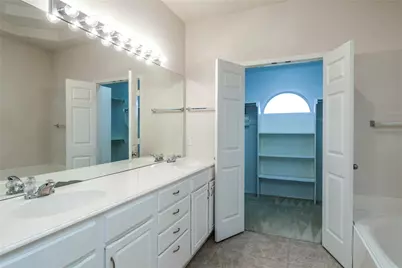 11232 Chaucer Drive, Frisco, TX 75035 - Photo 12