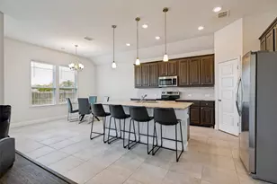 1404 Lakeview Dr, Pelican Bay, TX 76020 - Photo 8